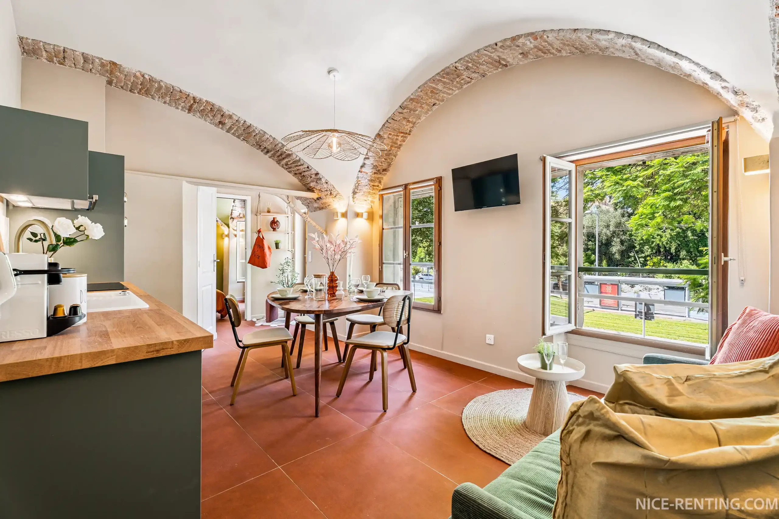 NICE-RENTING-CROTTI-2P(1)