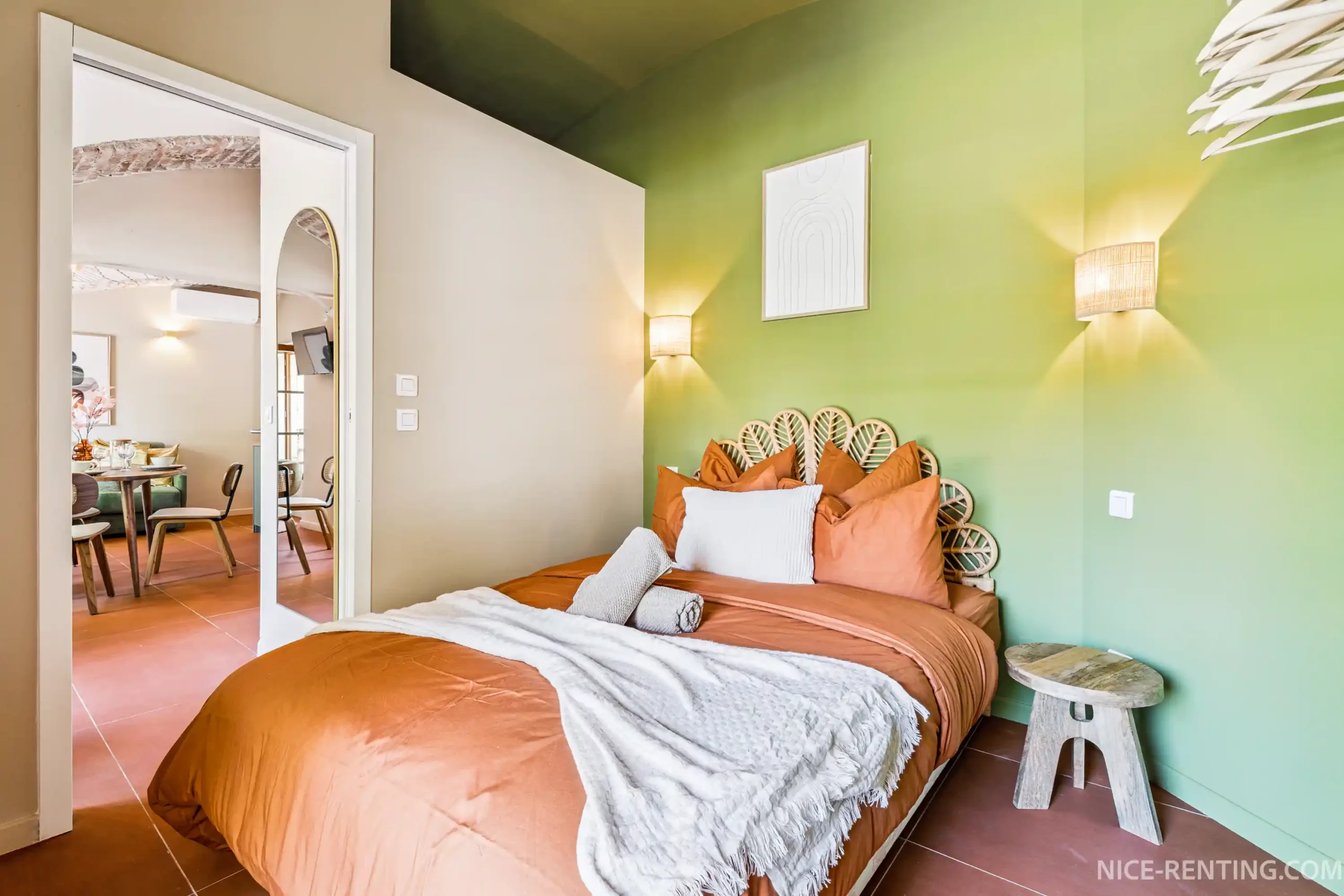 NICE-RENTING-CROTTI-2P(10)