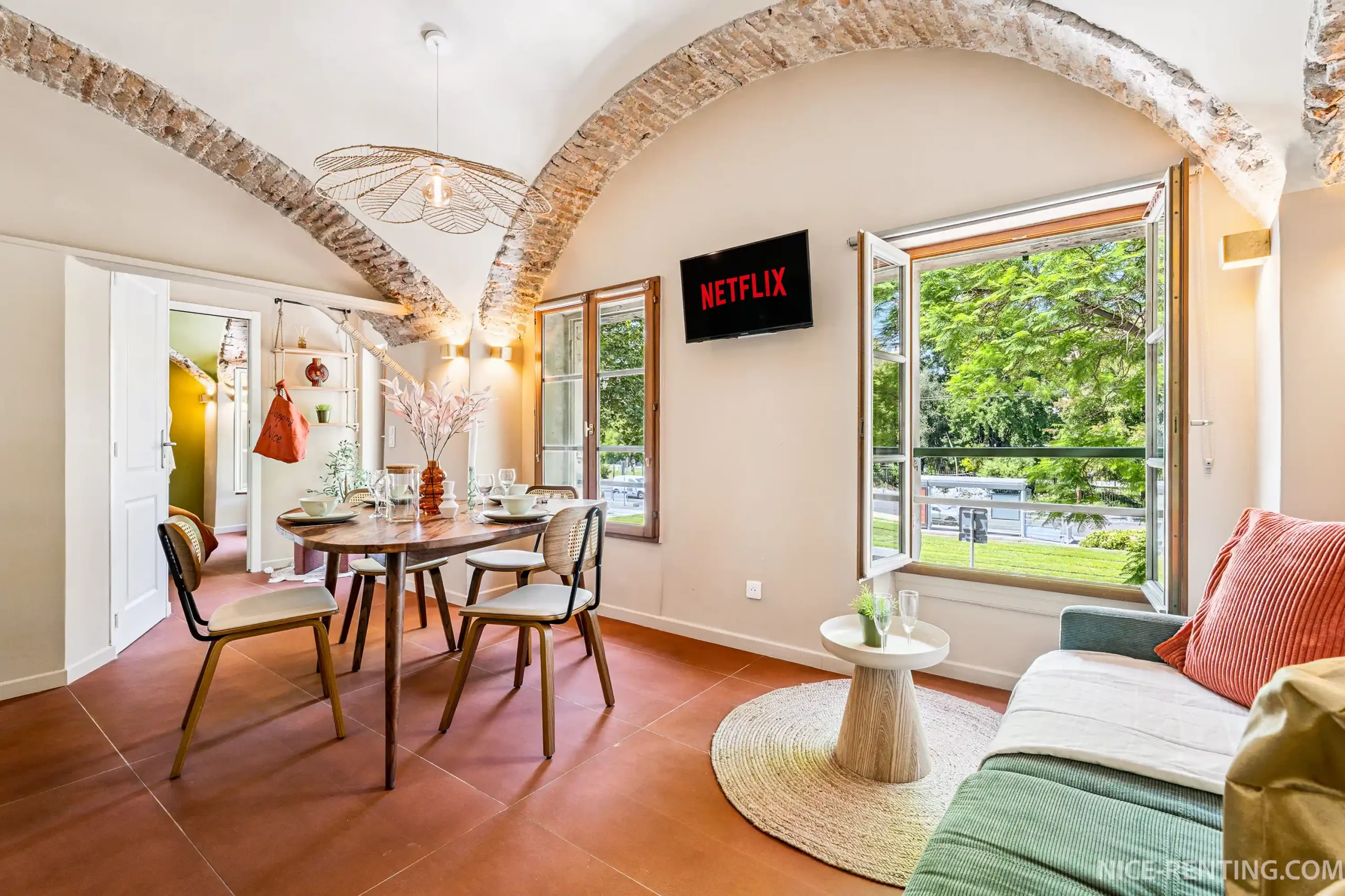 NICE-RENTING-CROTTI-2P(3)