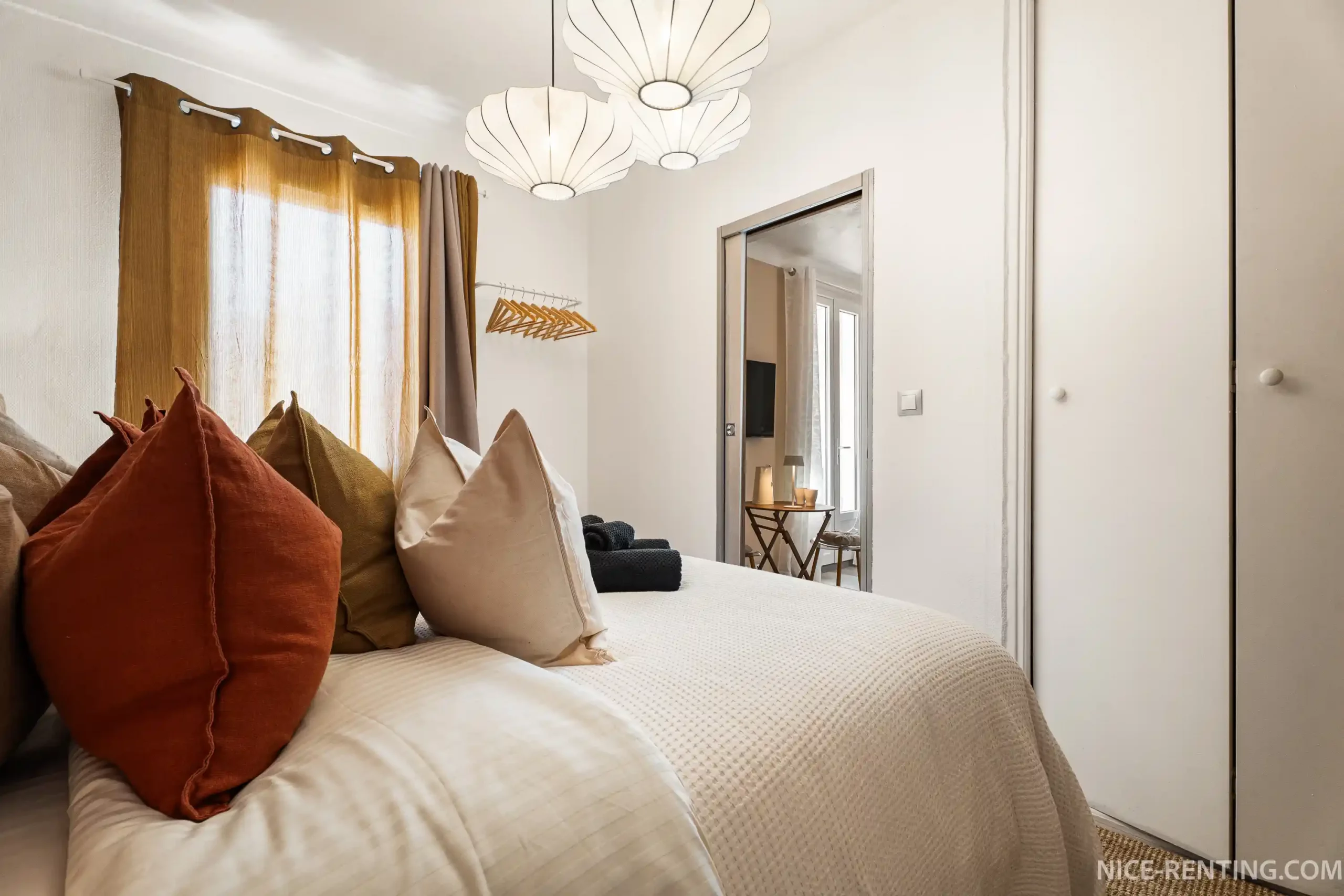 nice-renting-35bMassena (2)