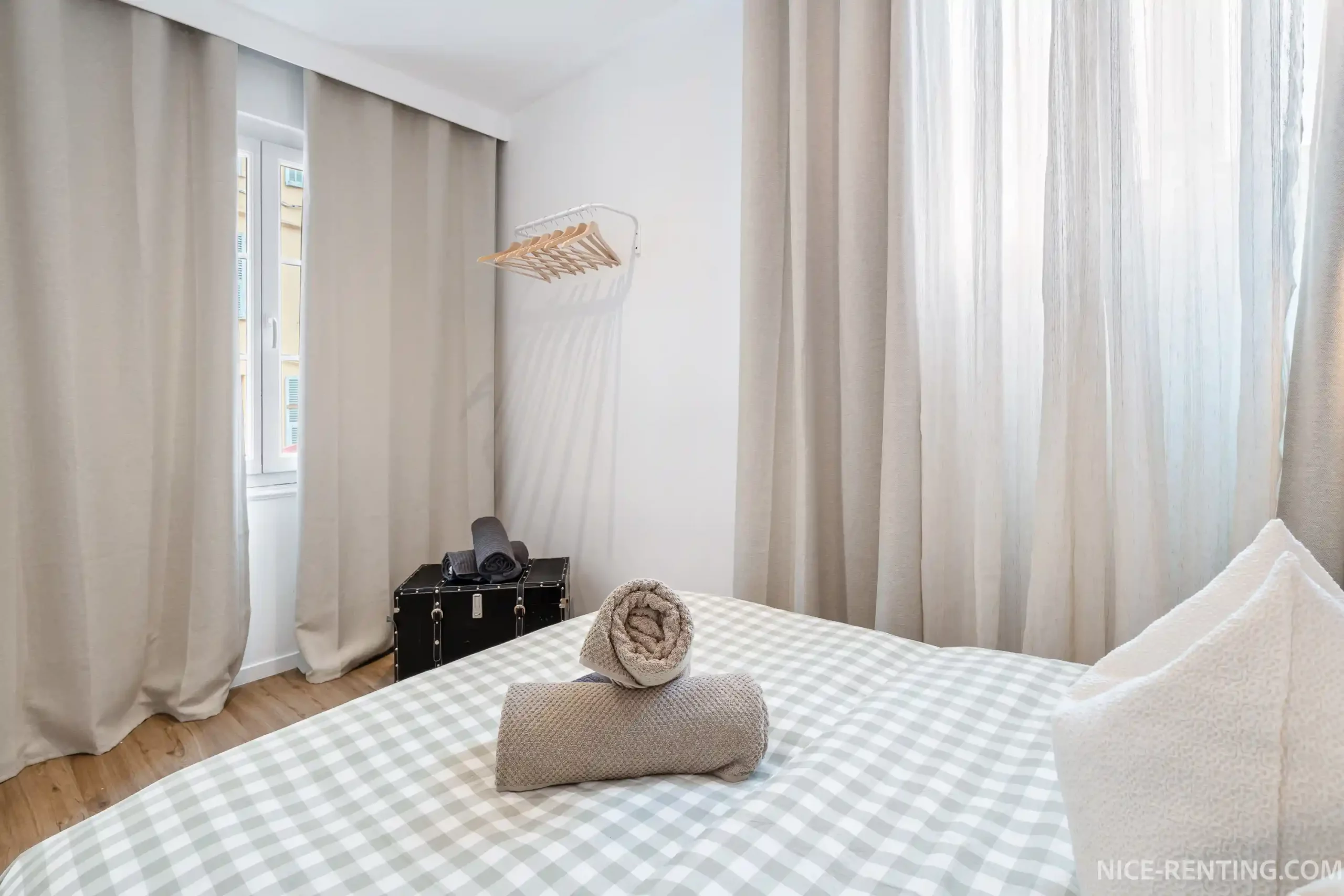 nice-renting-35massena (11)