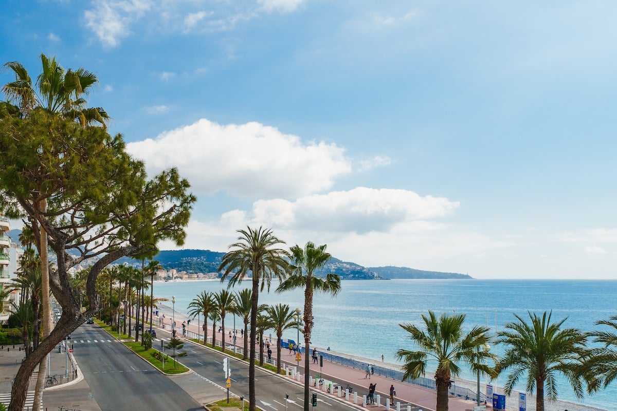 Thumbnail of Promenade